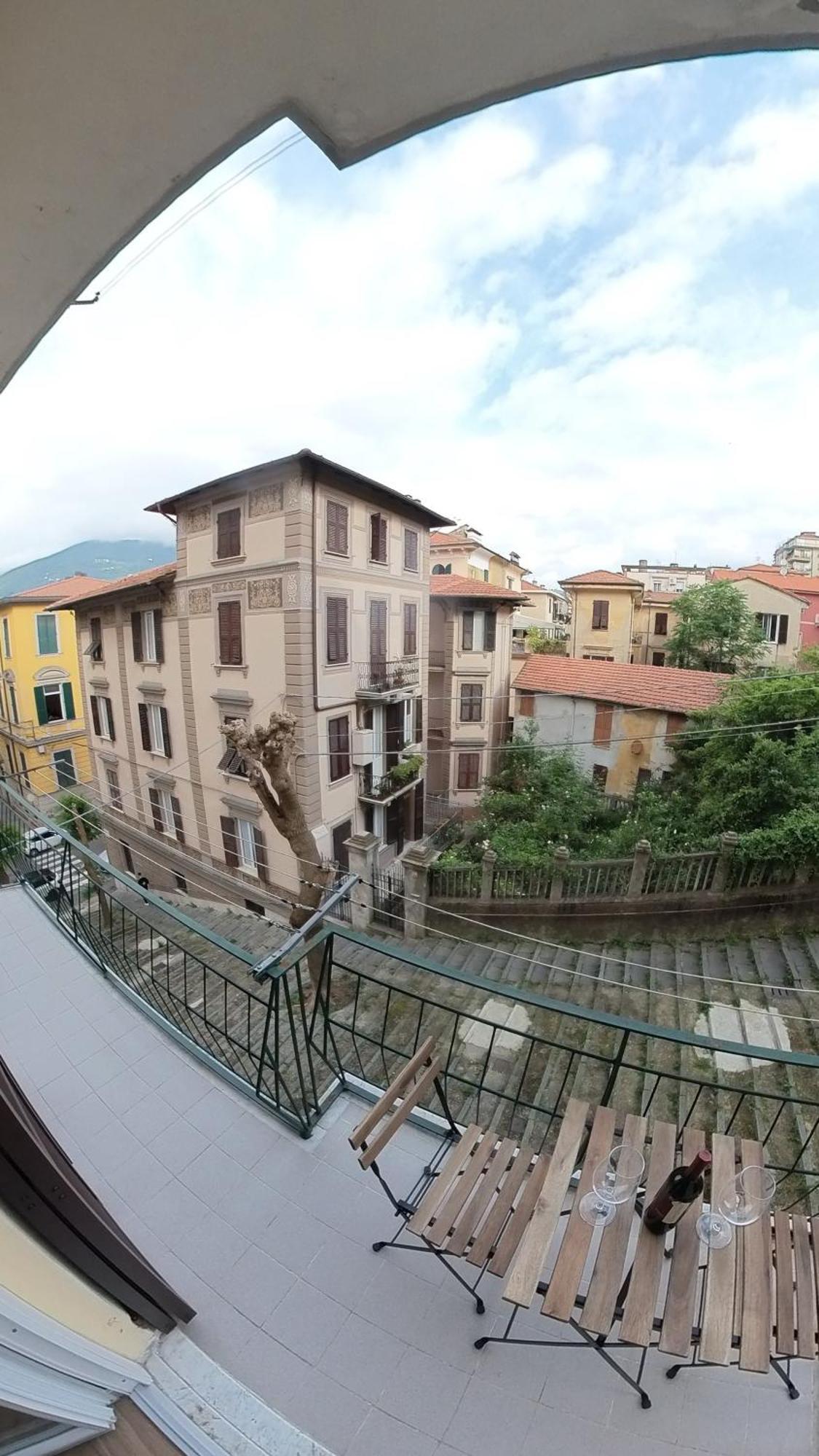 Appartamento Miglio Blu La Spezia Esterno foto